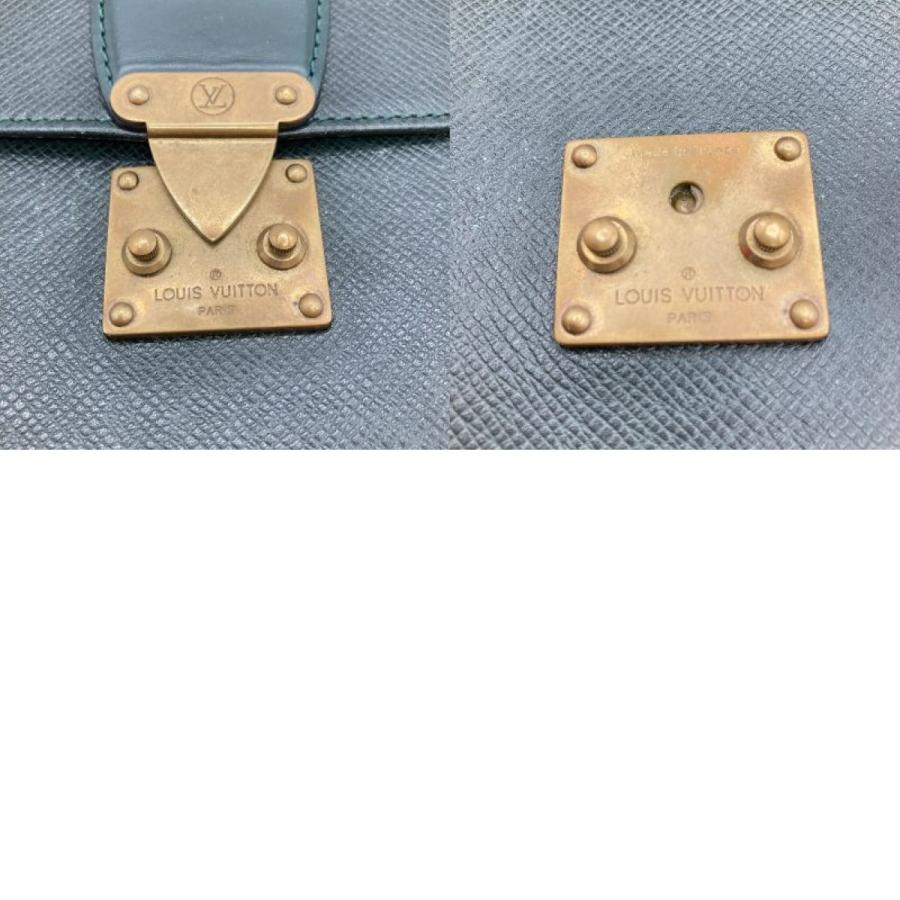 LOUIS VUITTON（ルイ・ヴィトン） タイガ ポシェット・クラド セカンド