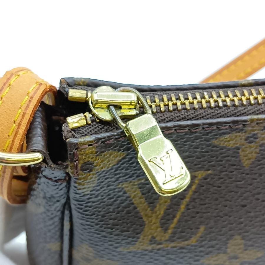 LOUIS VUITTON（ルイ・ヴィトン） モノグラム ポシェット・アクセ