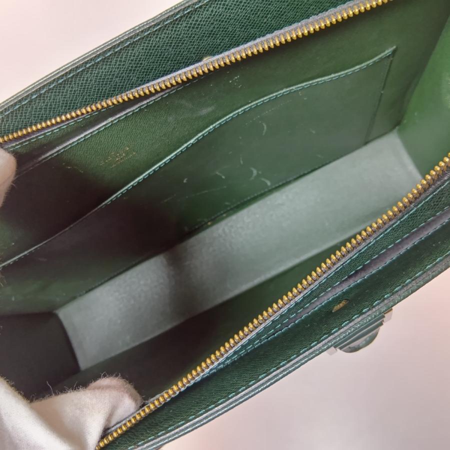 LOUIS VUITTON（ルイ・ヴィトン） ◎◎ タイガ ポルトドキュマン