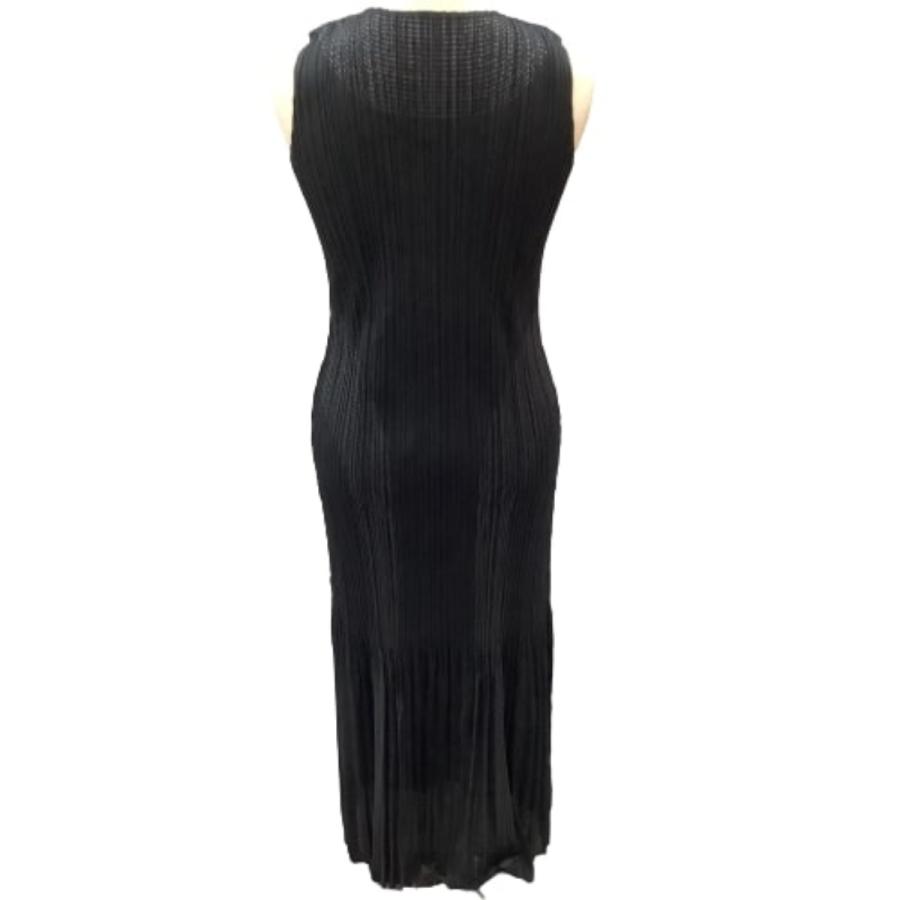 イッセーミヤケ PLEATS PLEASE ノースリーブワンピース サイズ2 ISSEY MIYAKE（イッセイミヤケ） ♪♪ PLEATS PLEASE ノースリーブ