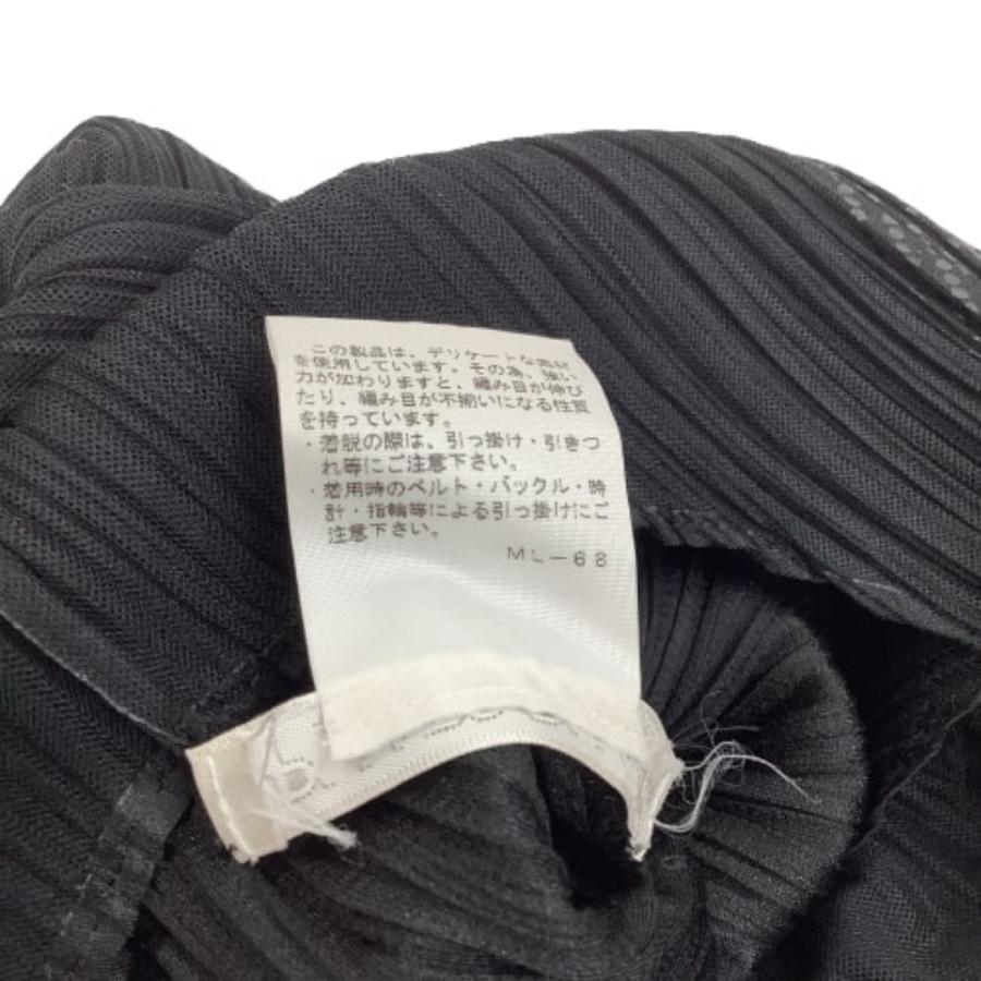 ISSEY MIYAKE（イッセイミヤケ） ♪♪ PLEATS PLEASE ノースリーブ
