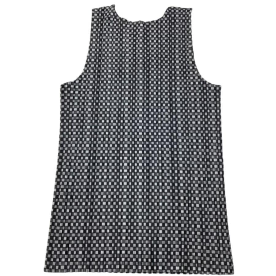 ISSEY MIYAKE（イッセイミヤケ） ♪♪ PLEATS PLEASE ノースリーブ