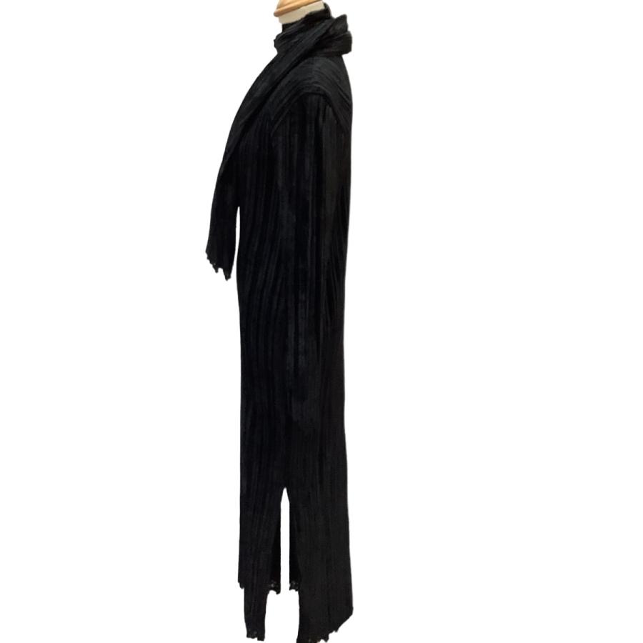 ISSEY MIYAKE（イッセイミヤケ） ストール付き ワンピース プリーツ