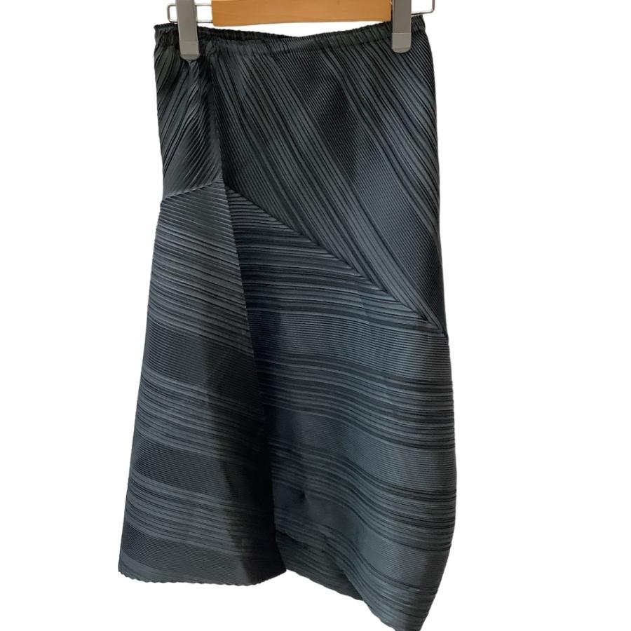 【希少】プリーツプリーズ イッセイミヤケ 変形 プリーツスカート 楽天市場】変形 スカート（ブランドイッセイミヤケ・カラー