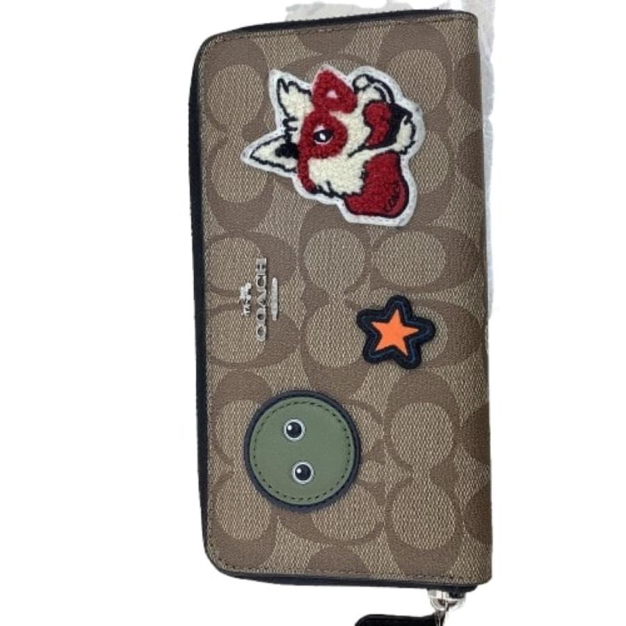 COACH（コーチ） ヴァーシティパッチワークシグネチャーラウンド 