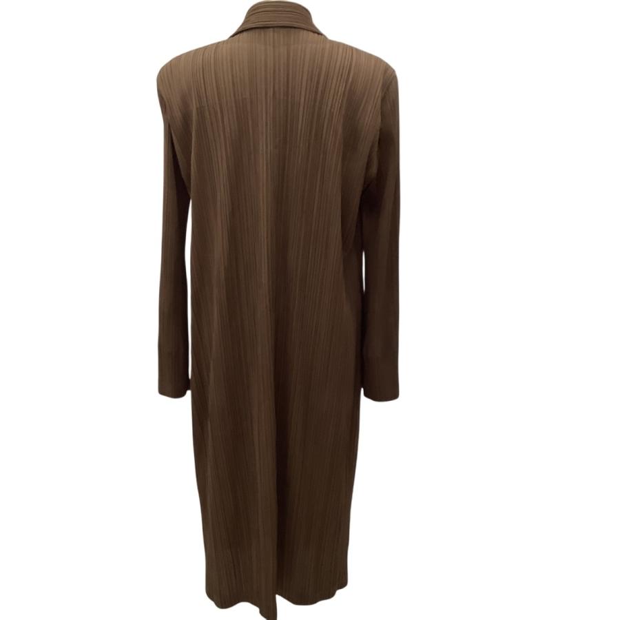 ISSEY MIYAKE（イッセイミヤケ） PLEATS PLEASE ロングコート 