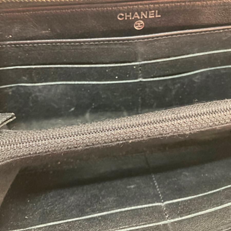 CHANEL（シャネル） □□ マトラッセ ラウンドファスナー パテント