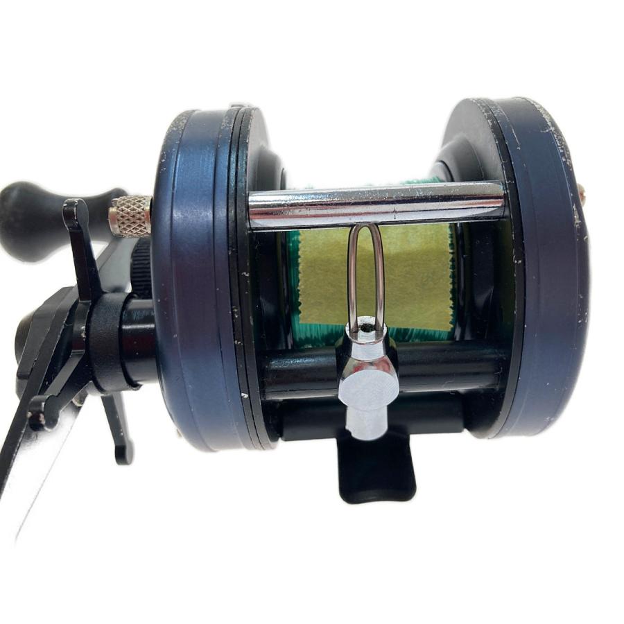 Abu 5501C ベイトリール　新品未使用 アブガルシア ベイトリール 23 アンバサダー 5501C Factory Tuned