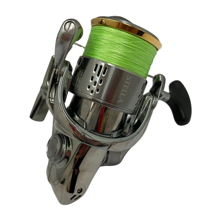 □□ SHIMANO シマノ 18 ステラ C3000MHG 03806 やや傷や汚れ □□ SHIMANO シマノ 18 ステラ C3000MHG 03806 やや傷や汚れ