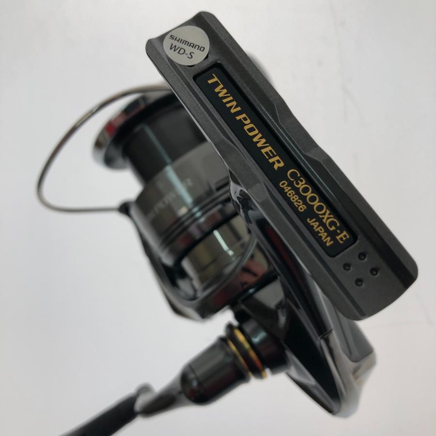 □□ SHIMANO シマノ 24 ツインパワー C3000XG 046826 目立った □□ SHIMANO シマノ 24 ツインパワー C3000XG 046826 目立った