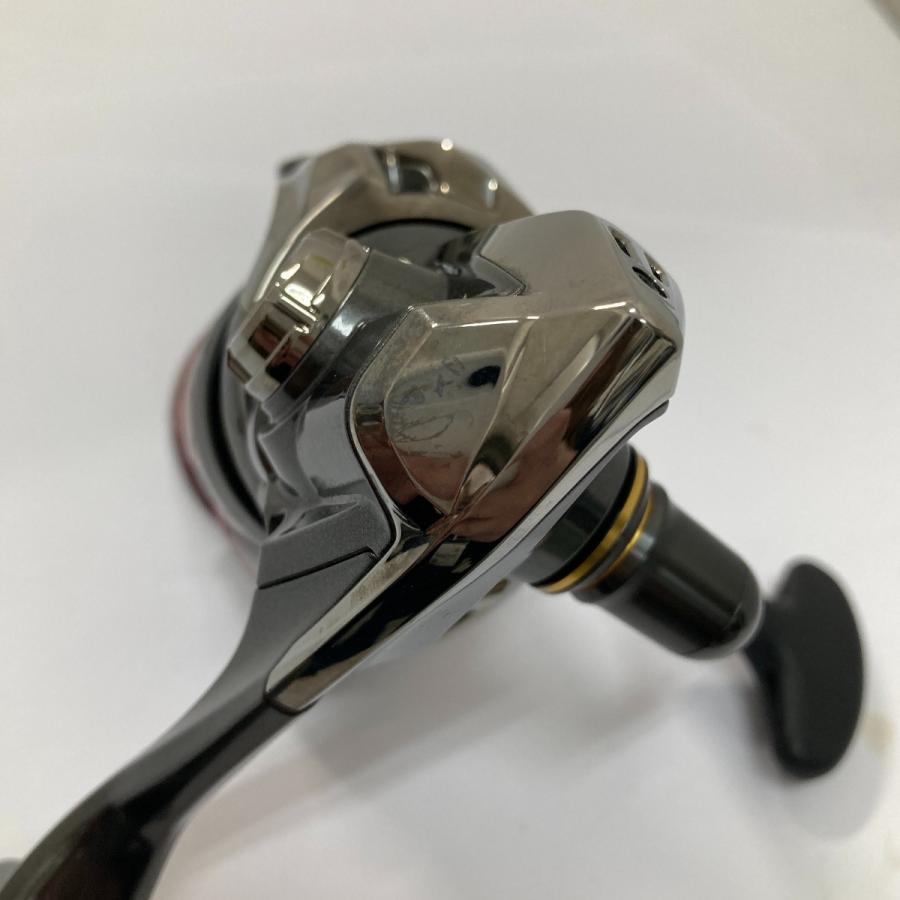 □□ SHIMANO シマノ 24 ツインパワー 4000MHG 046864 やや傷や汚れ