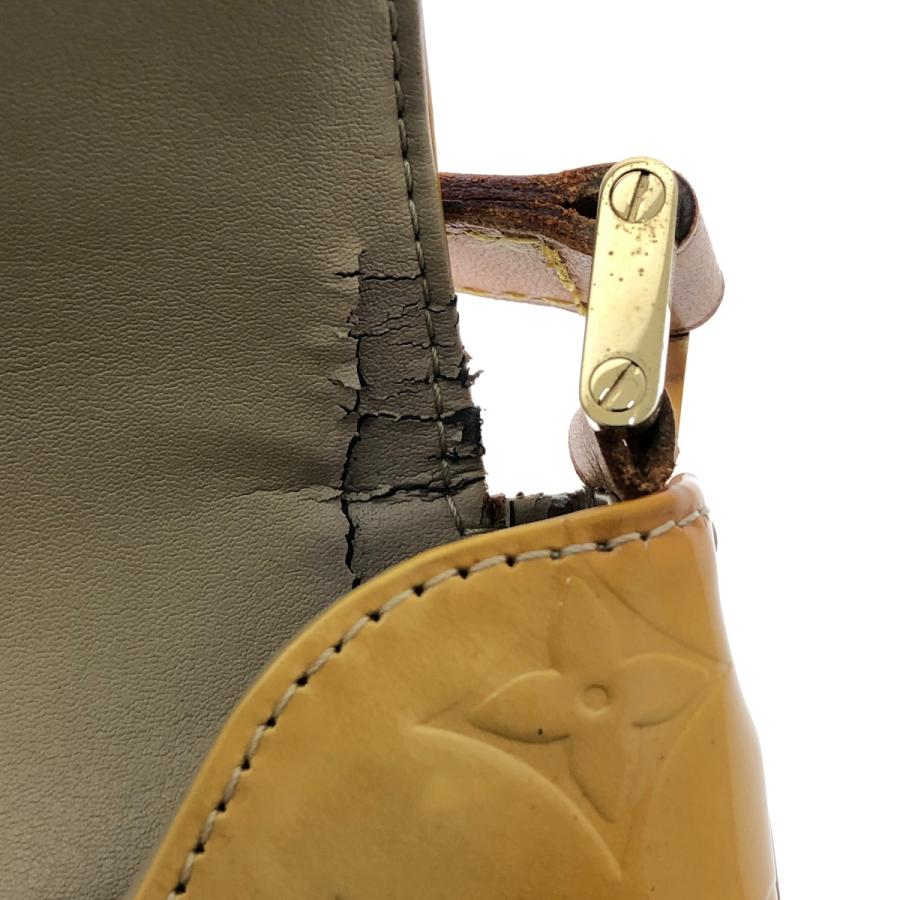 LOUIS VUITTON（ルイ・ヴィトン） ショルダーバッグ ヴェルニ