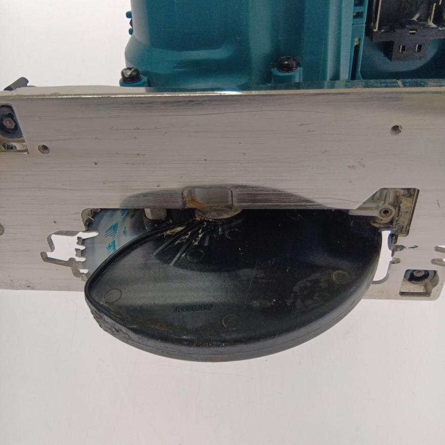 □□ MAKITA マキタ 165mmコードレス丸のこ 18V HS631DGXS やや傷や 