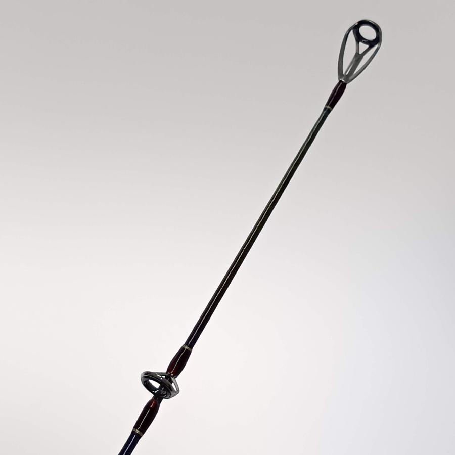 □□ SHIMANO シマノ 18ワールドシャウラ 1702R-2 38115 やや傷や汚れ