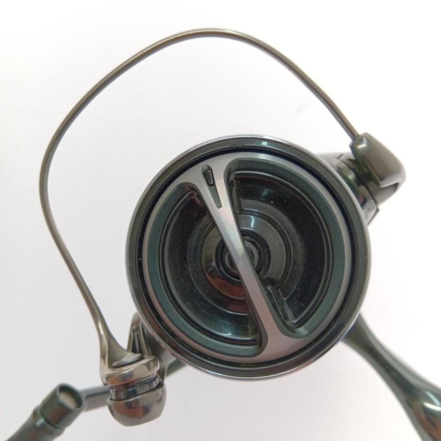 □□ SHIMANO シマノ 22 ステラ 3000MHG 043931 本体のみ やや傷や汚れありの画像