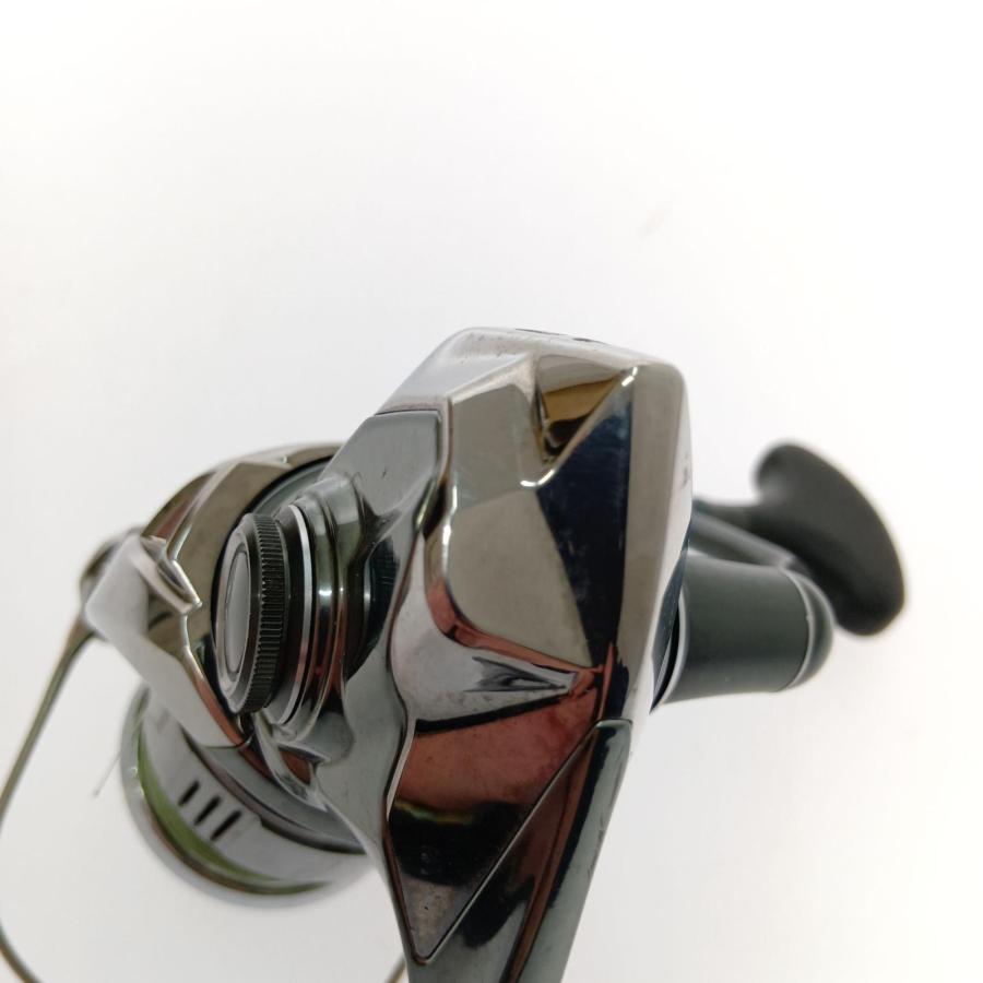 □□ SHIMANO シマノ 22 ステラ 3000MHG 043931 本体のみ やや傷や汚れありの画像