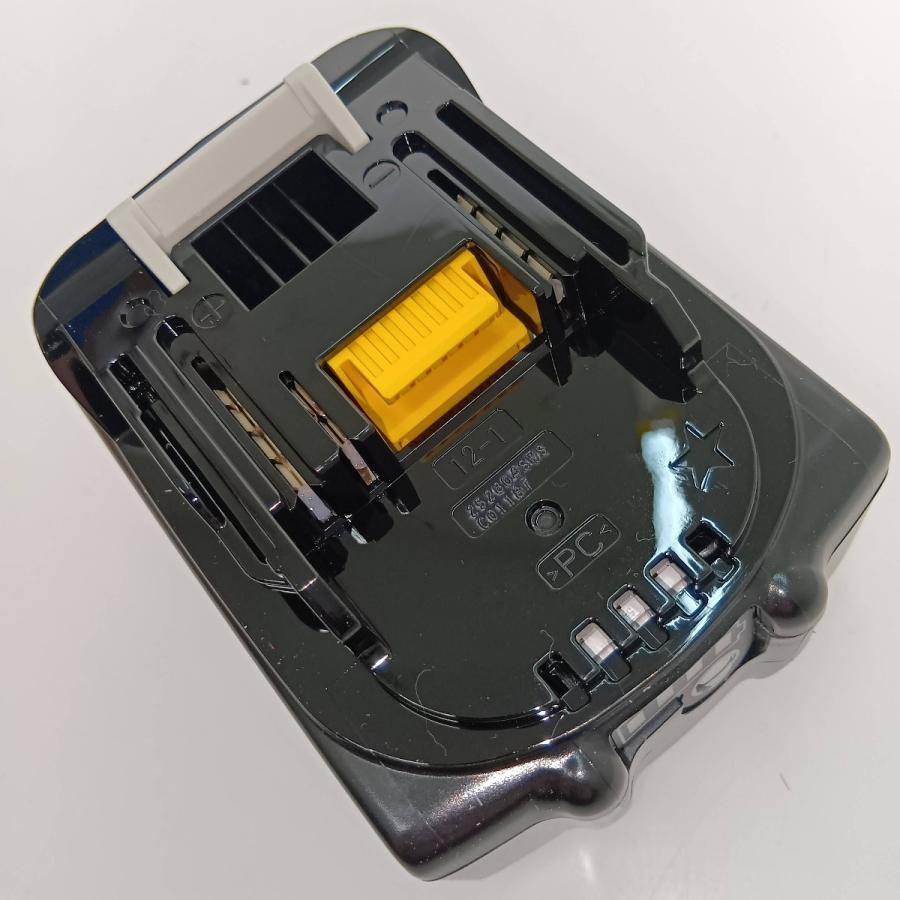 □□ MAKITA マキタ バッテリー18V 6.0Ah BL1860B 未使用に近い 