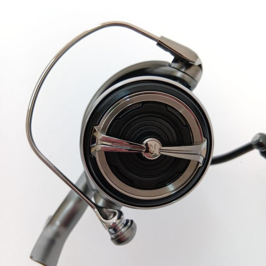 □□ DAIWA ダイワ 25カルディアLT4000-CXH 00060412 やや傷や汚れあり