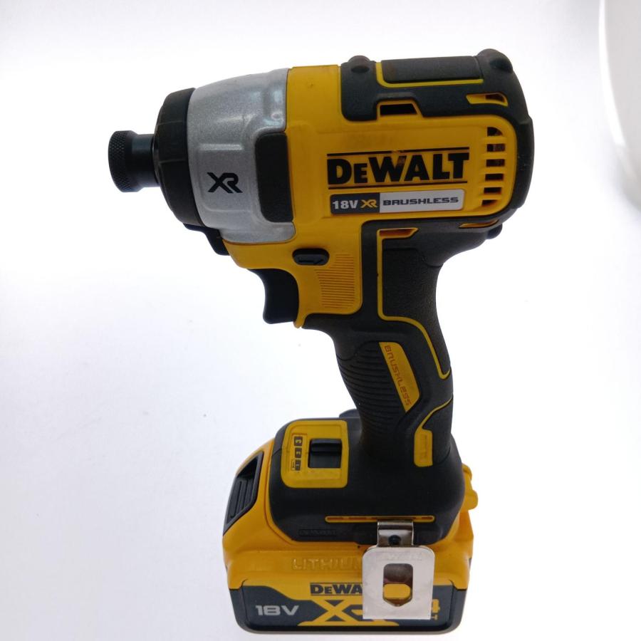 DEWALT 充電式インパクトドライバー DCF887M2 やや傷や汚れあり 