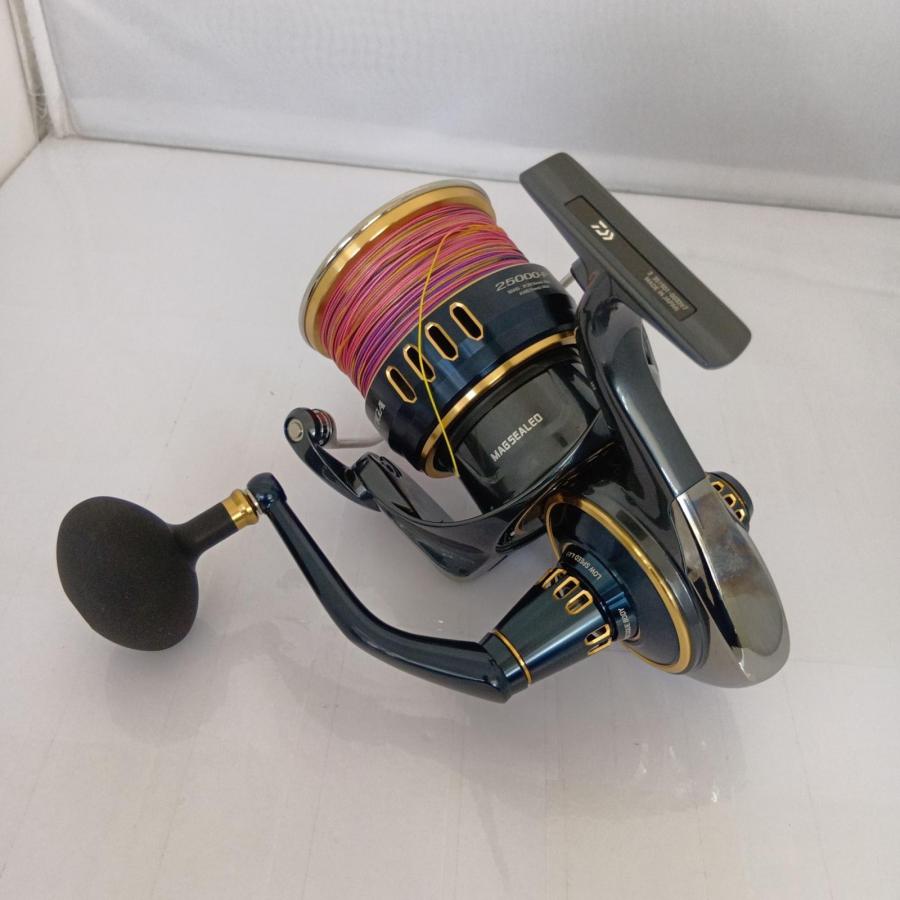 DAIWA ダイワ 25ソルティガ 25000-P 00065089 やや傷や汚れあり