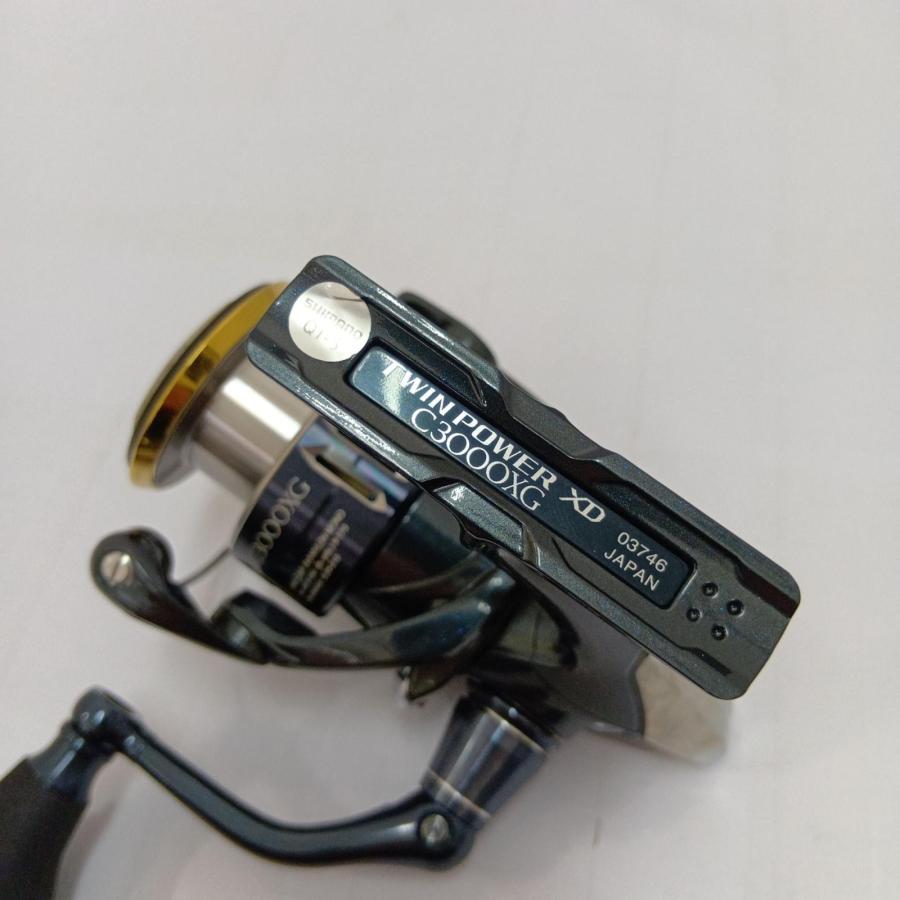 SHIMANO シマノ 17ツインパワー XD C3000XG 03746 やや傷や汚れあり