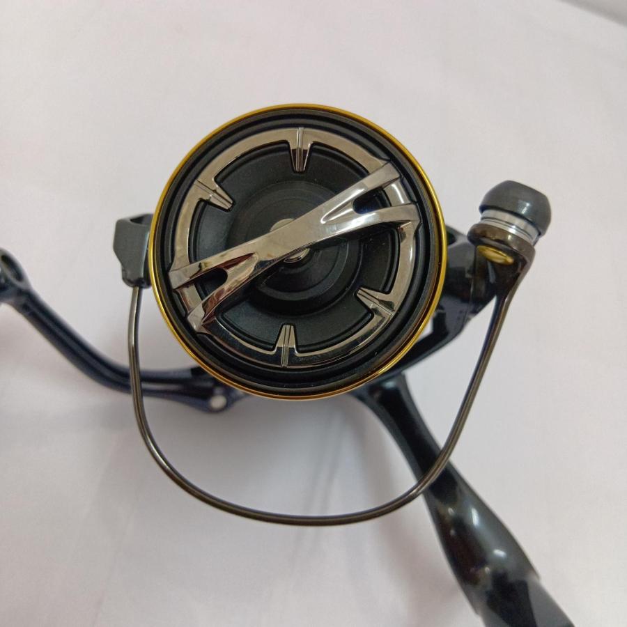 SHIMANO シマノ 17ツインパワー XD C3000XG 03746 やや傷や汚れあり