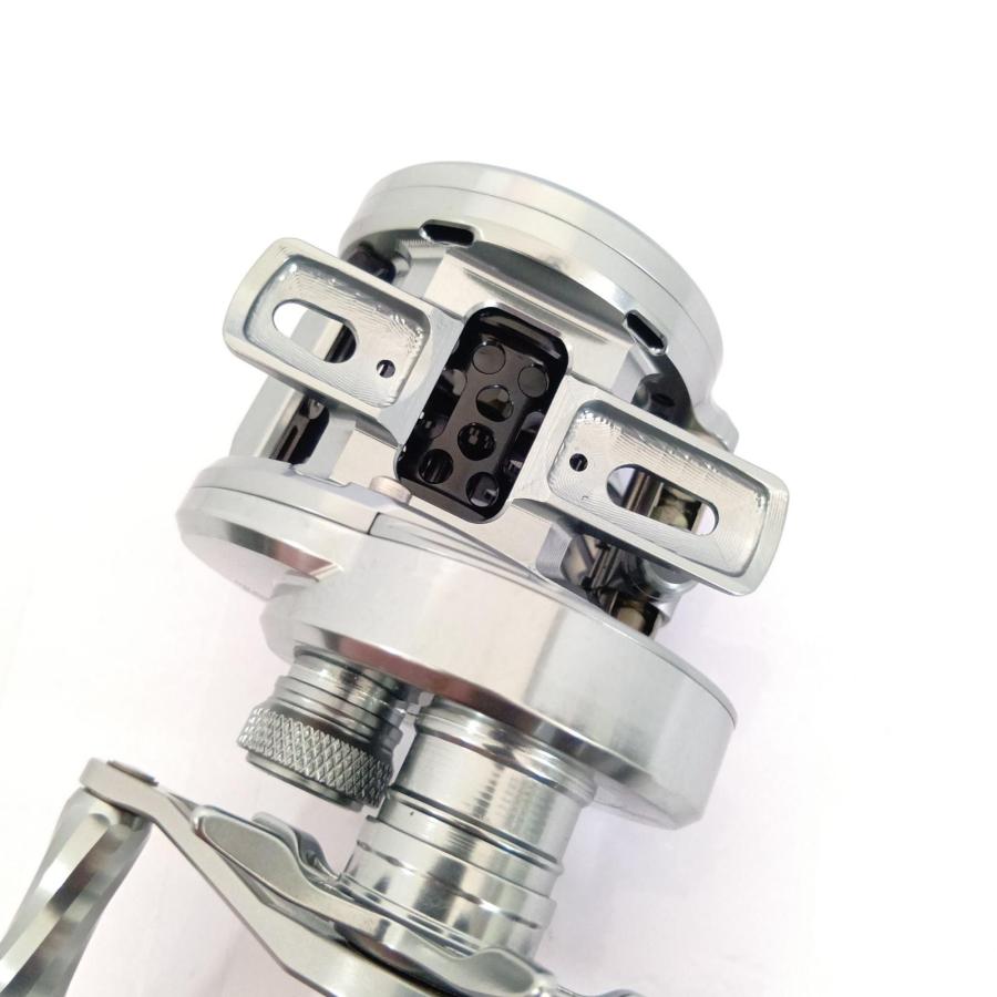 loongze ローンズ ベイトリール エアライトBF B101 AIR HG やや傷や汚れありの画像
