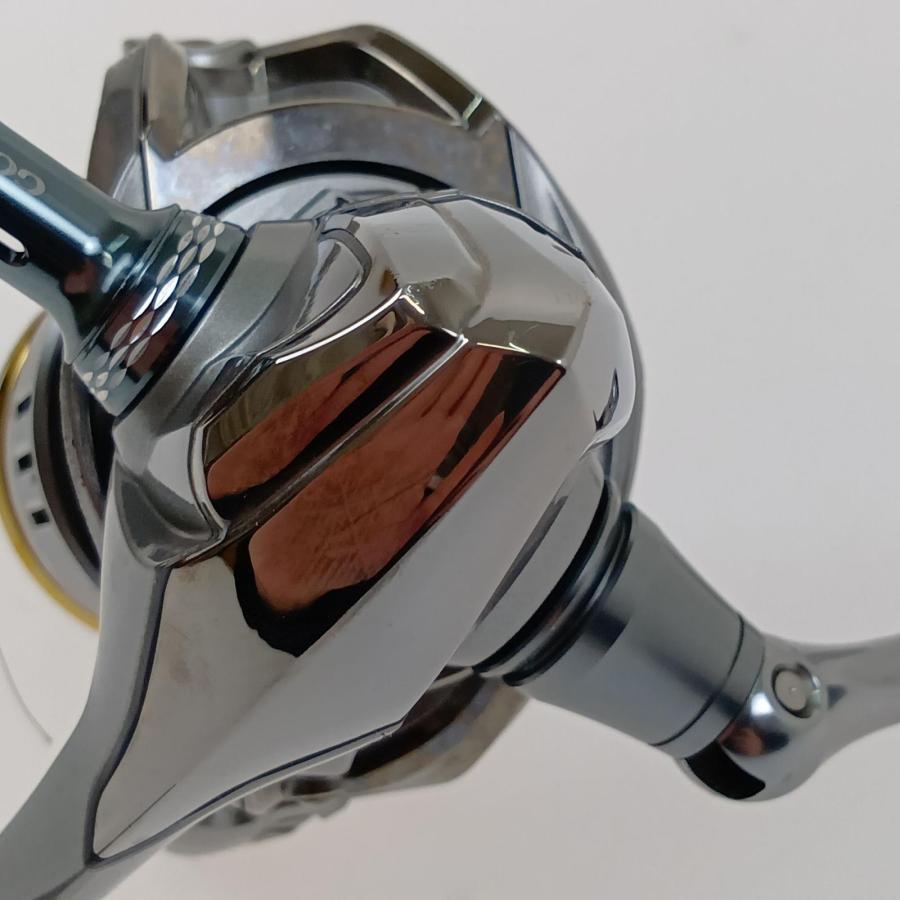 SHIMANO シマノ 15 ツインパワー 4000XG 03373 本体のみ 傷や汚れあり