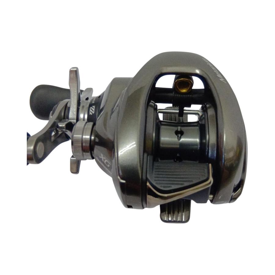 SHIMANO シマノ リール 20 メタニウム XG(左) 04117 やや傷や汚れあり