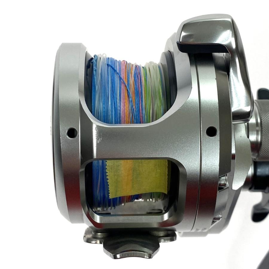 SHIMANO シマノ 21 オシアジガー 2000NR XG 右ハンドル 043801 やや傷
