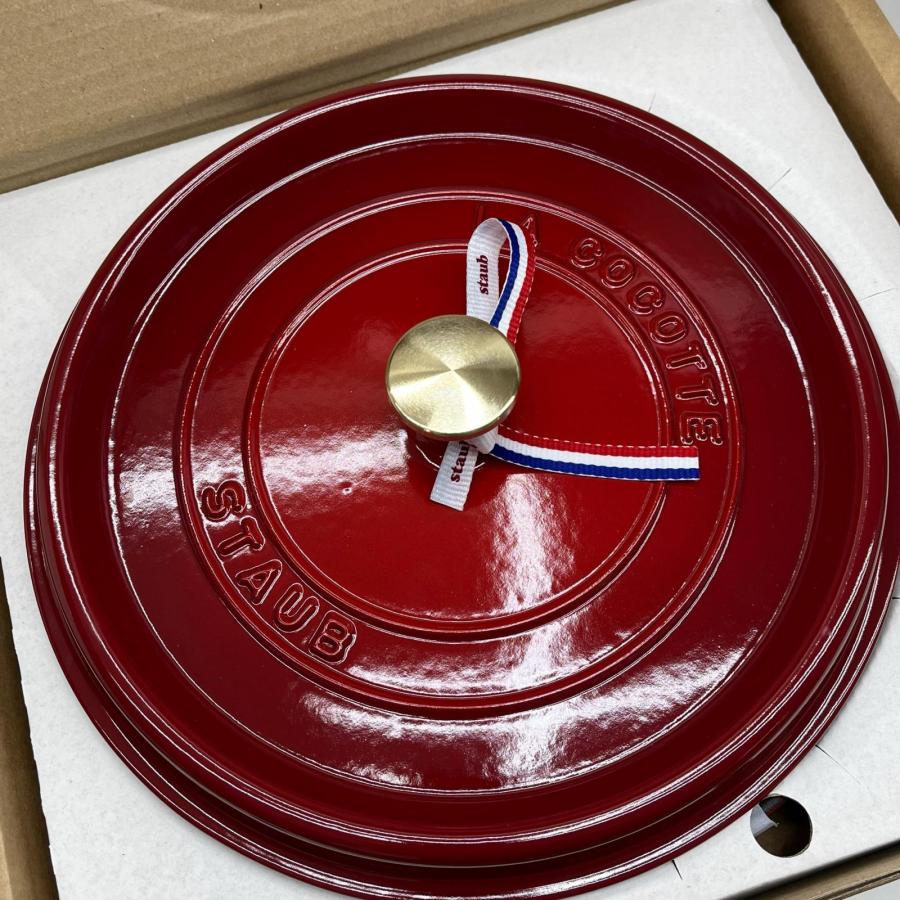 希少！未使用staub両手鍋 ストウブシャローラウンドココット26cm チェリー ◇◇ STAUB ストウブ 両手鍋 シャローココットラウンド 26cm ミトン付