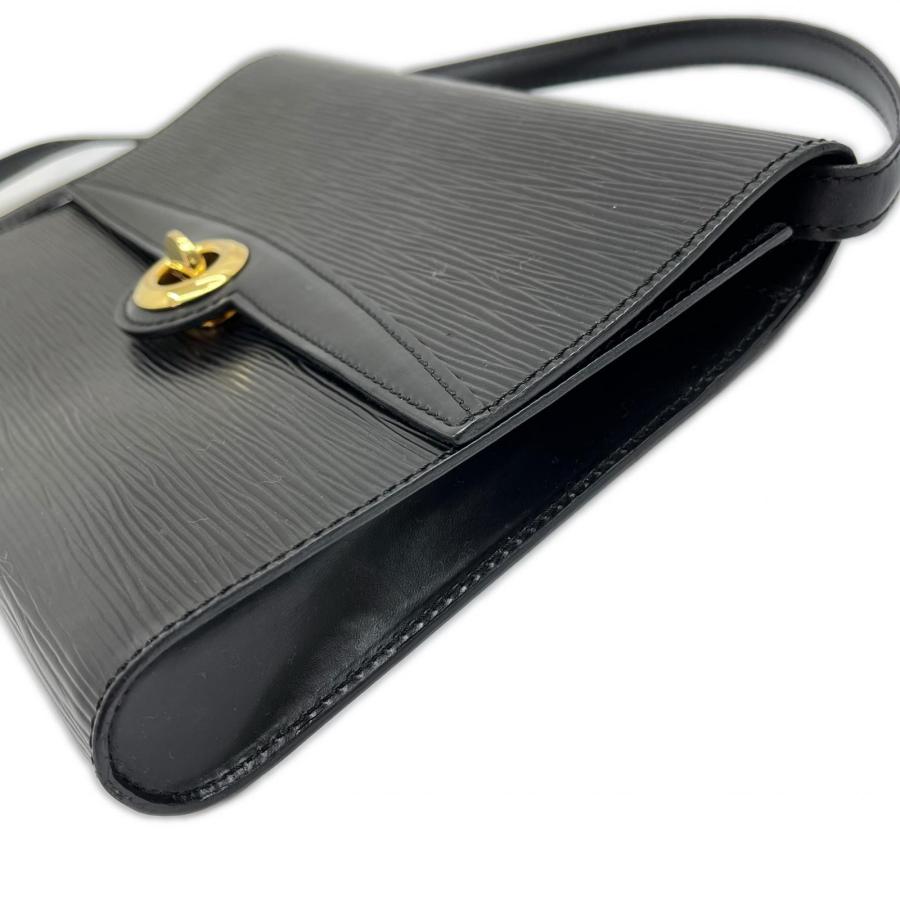 LOUIS VUITTON（ルイ・ヴィトン） エピ ショルダーバッグ ポシェット