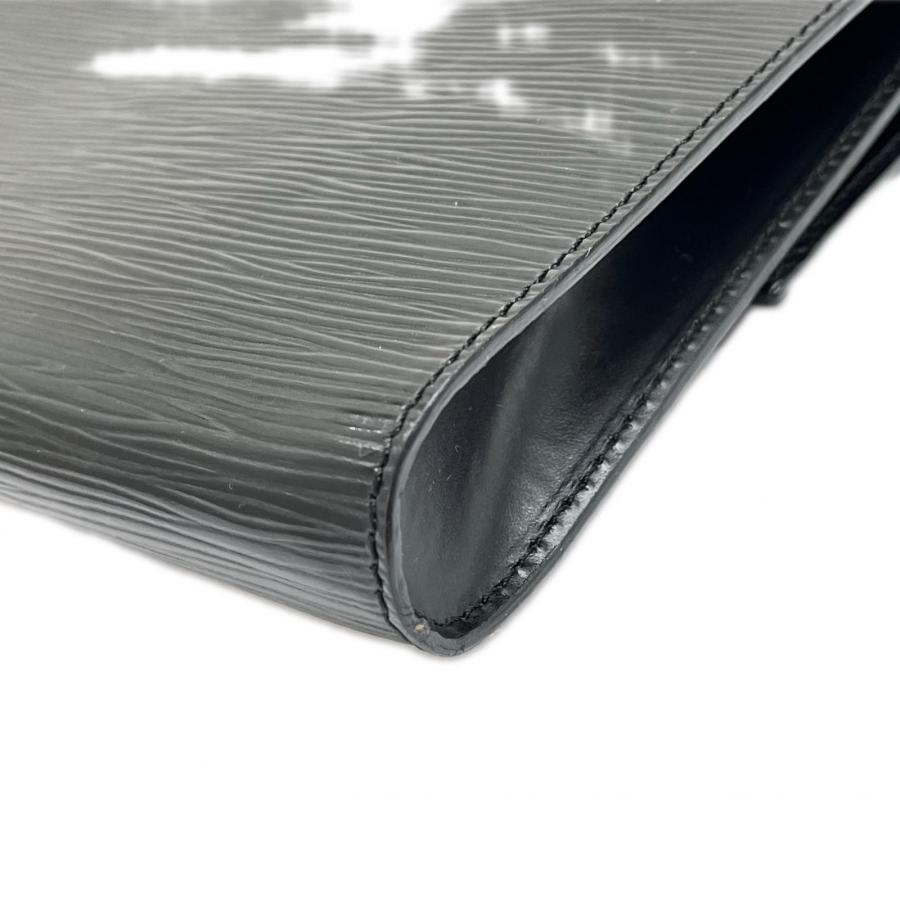 LOUIS VUITTON（ルイ・ヴィトン） エピ ショルダーバッグ ポシェット