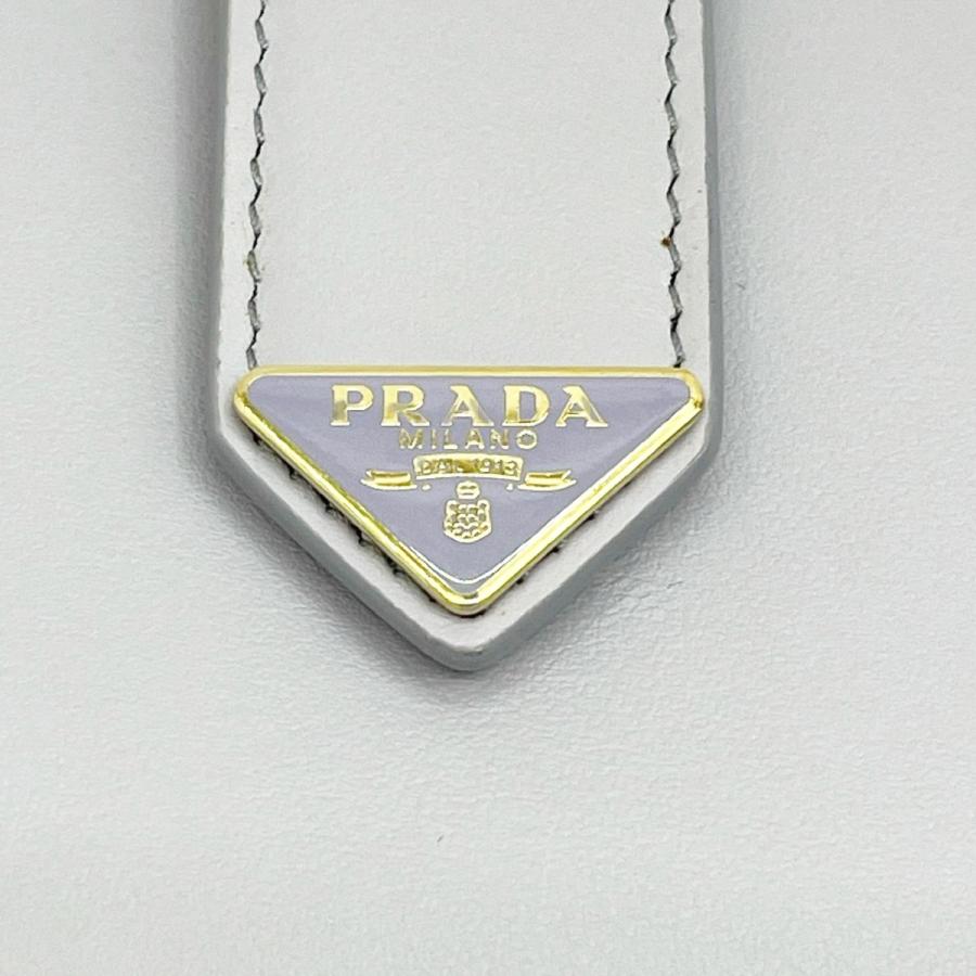 PRADA（プラダ） 2つ折り財布 パープル 少しヨゴレ有 箱付 薄紫 やや傷