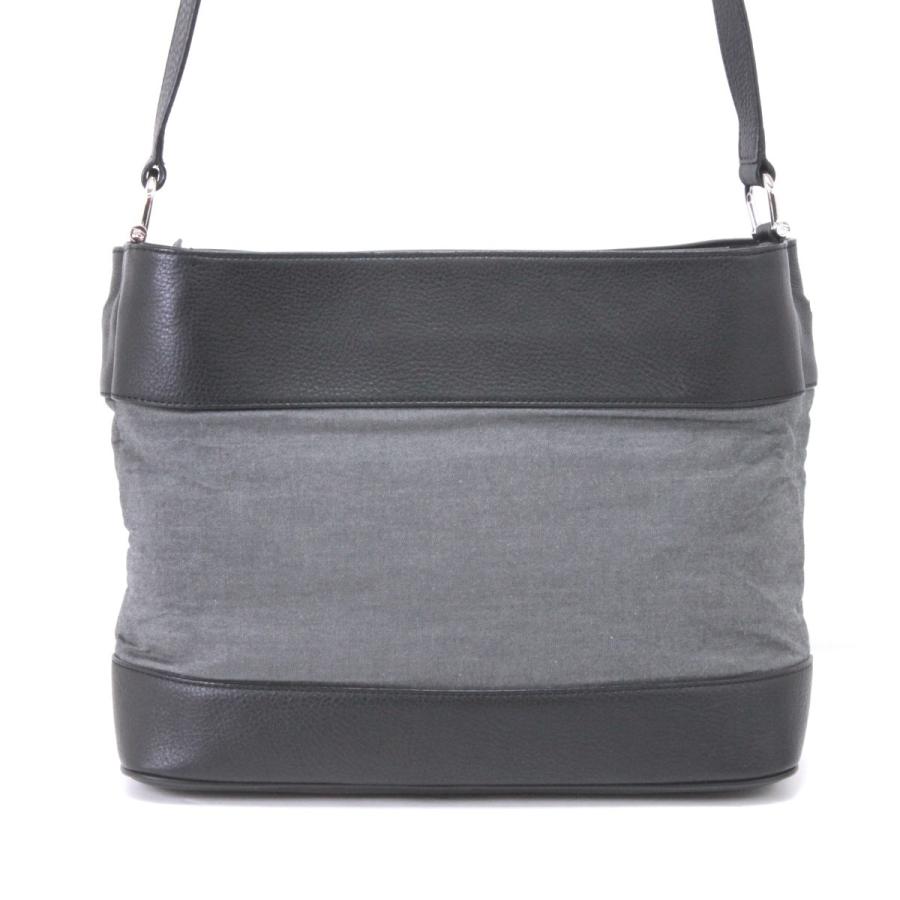 BURBERRY（バーバリー） ショルダーバッグ 巾着型風 ブラック×グレー