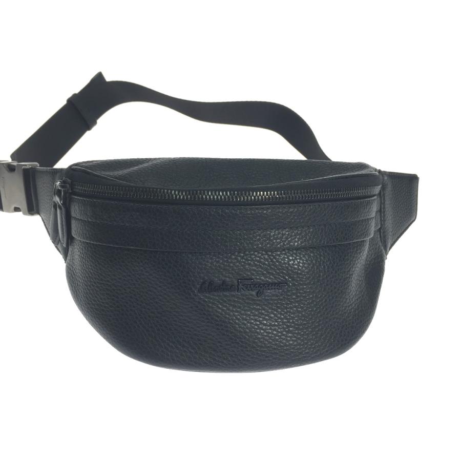 Salvatore Ferragamo サルヴァトーレフェラガモ ウエストバッグ GG-24A128 ブラック Salvatore Ferragamo サルヴァトーレフェラガモ ウエストバッグ GG