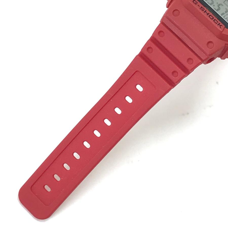CASIO（カシオ） リングウォッチ ラバー赤 DWN-5600-9JR やや傷や汚れ