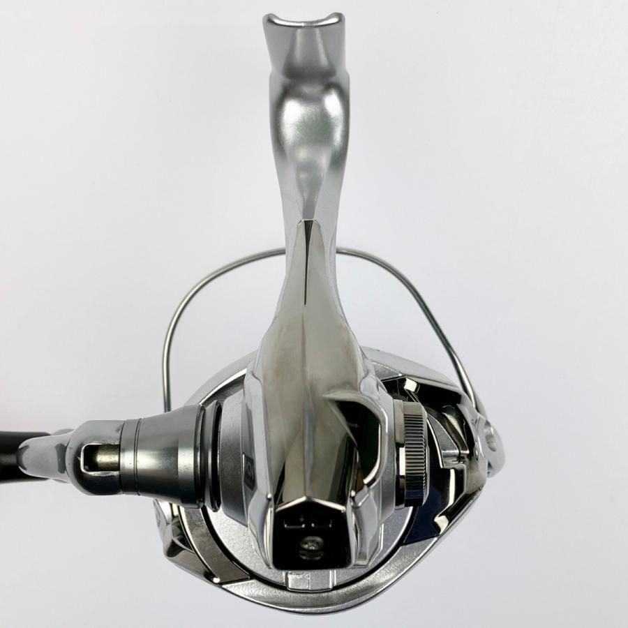 ▽▽ SHIMANO シマノ 16ストラディック C3000HGM 03778 やや傷や汚れ