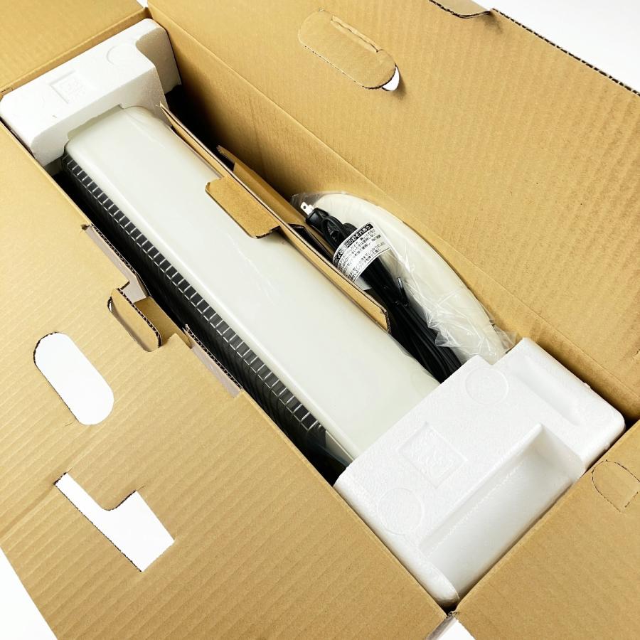 ▽▽ Aladdin アラジン 遠赤グラファイトヒーター AEH-G100D W