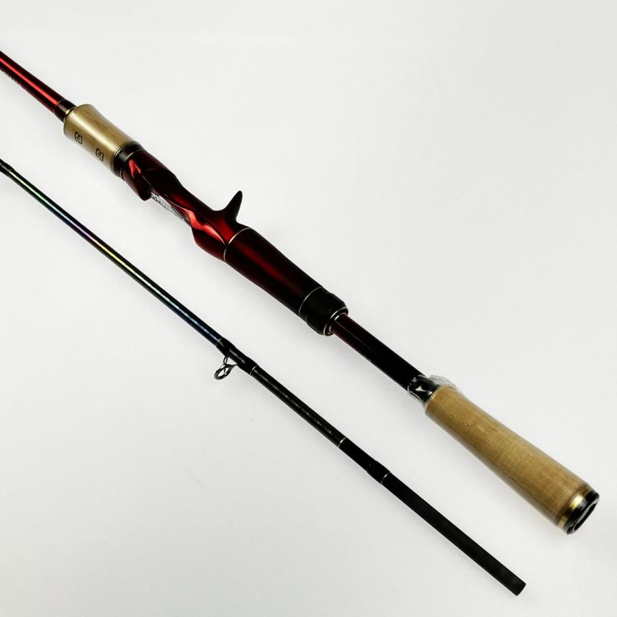 ▽▽ SHIMANO シマノ 18ワールドシャウラ 1702R-2 38115 目立った傷や