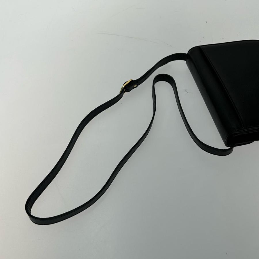 Yves Saint Laurent（イヴ・サンローラン） ▽▽ イブサンローラン