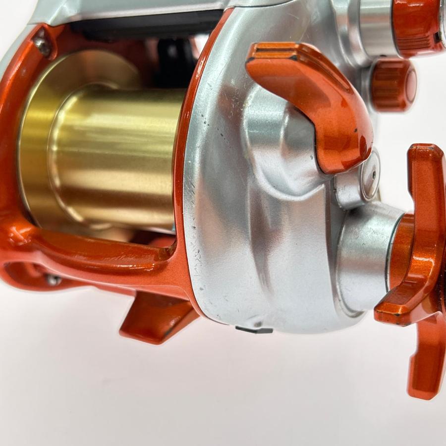 ▼▼ SHIMANO シマノ 電動リール 電動丸イカスペシャル3000 ジャンク品 02092 全体的に状態が悪いの画像