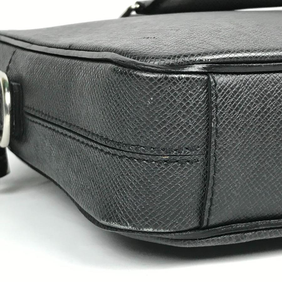 LOUIS VUITTON（ルイ・ヴィトン） タイガ PDB PM アルドワーズ ポルト