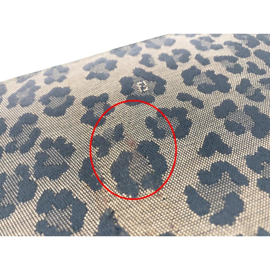 FENDI（フェンディ） 〇〇 レオパード ヒョウ 柄 ラウンド