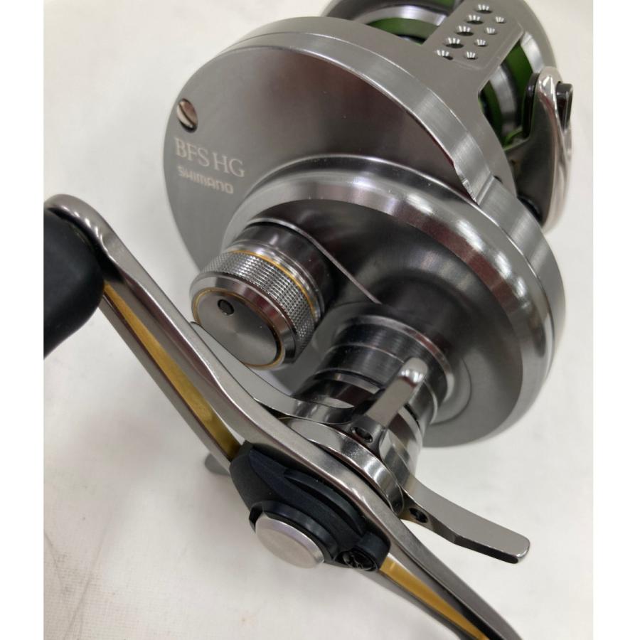 〇〇 SHIMANO シマノ CALCUTTA CONQUEST 17カルカッタコンクエスト BFSHG 右 03675  ベイトリール やや傷や汚れありの画像