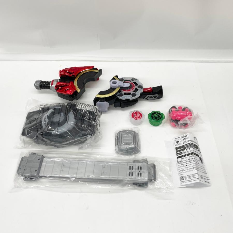 〇〇 仮面ライダーギーツ DXデザイアドライバー 変身ベルト 仮面