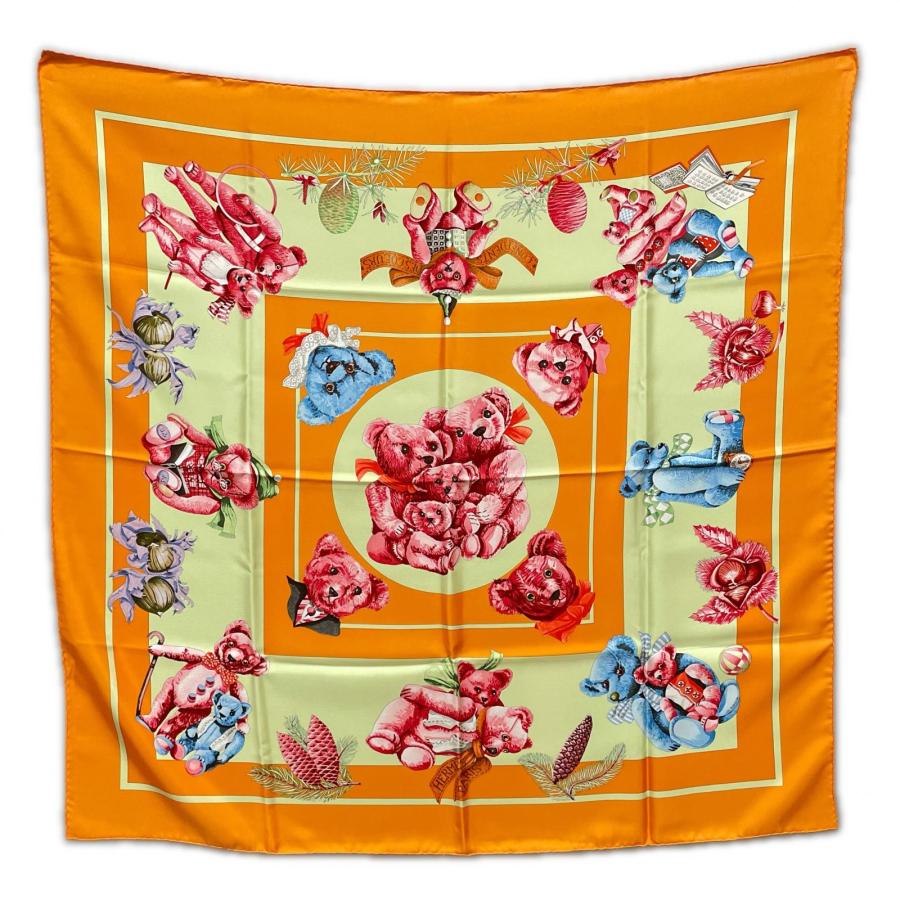 HERMES（エルメス） 大判スカーフ カレ90 CONFIDENTS DES COEURS 心の