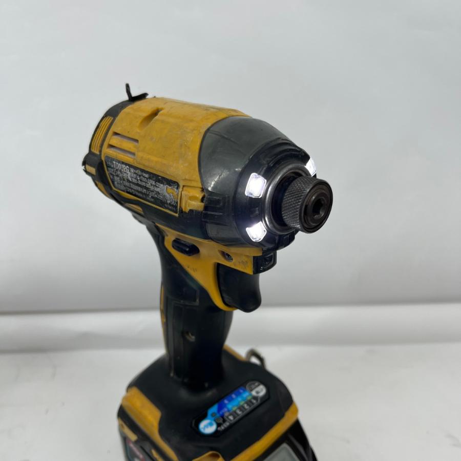 【中古】【店頭引取限定】MAKITA  TD002G 40v インパクトドライバ　充電器・充電池x2・ケース付き ЗЗ MAKITA マキタ 40v インパクトドライバ バッテリーx2 充電器 ケース