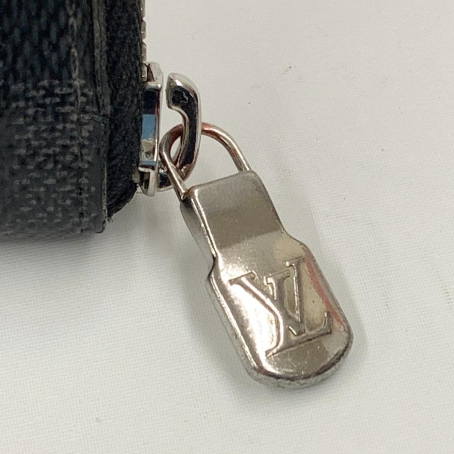 LOUIS VUITTON（ルイ・ヴィトン） ダミエ グラフィット ジッピー