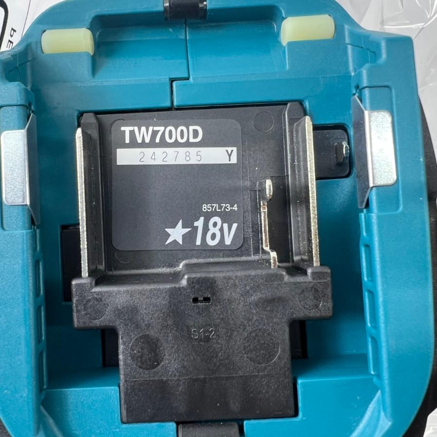 MAKITA マキタ インパクトレンチ 18V TW700DRGX ブルー 未使用品 充電 